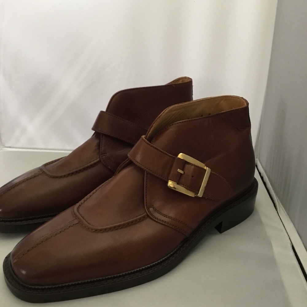 DRESS-UP SHOES FOR MEN. - Picture 2 of 5